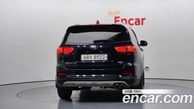 Kia Sorento 2019 thumb 4
