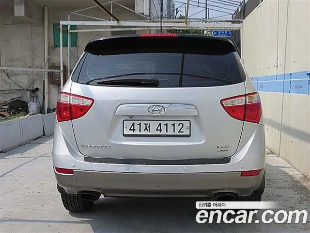 Hyundai Veracruz 2010 thumb 4
