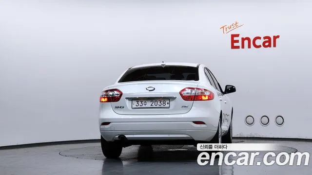 Renault-KoreaSamsung Fluence 2012 thumb 4