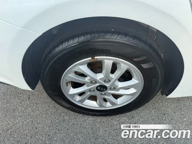 Kia K3 2019 thumb 5