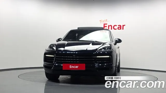Porsche Cayenne 2020 thumb 2