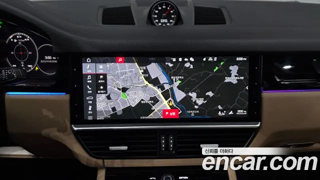Porsche Cayenne 2020 thumb 12