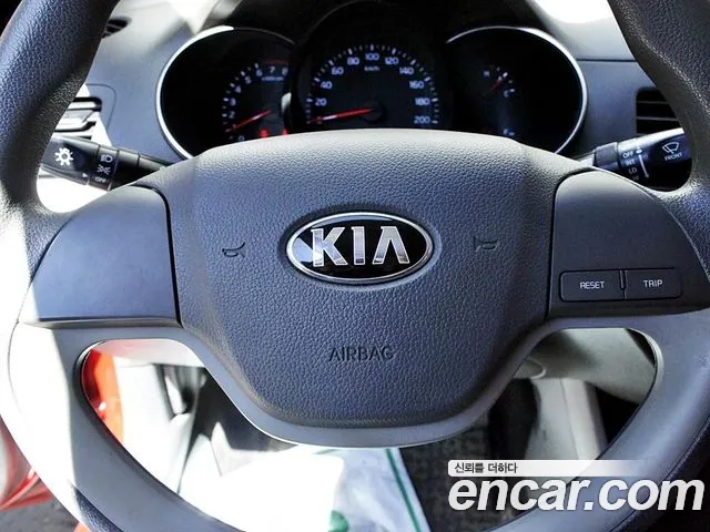 Kia Morning 2016 thumb 8