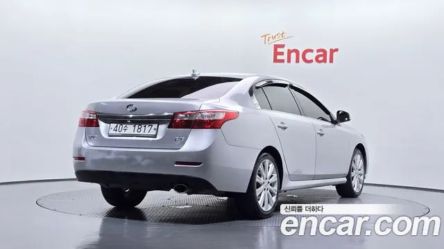 Renault-KoreaSamsung SM5 2010 thumb 2