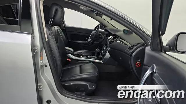 Renault-KoreaSamsung SM5 2010 thumb 11