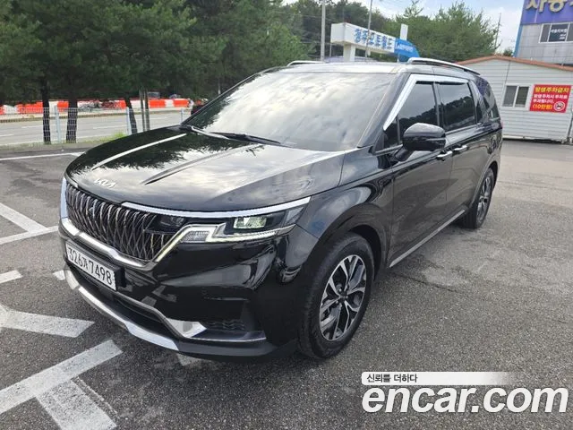 Kia Carnival 2022 thumb 3