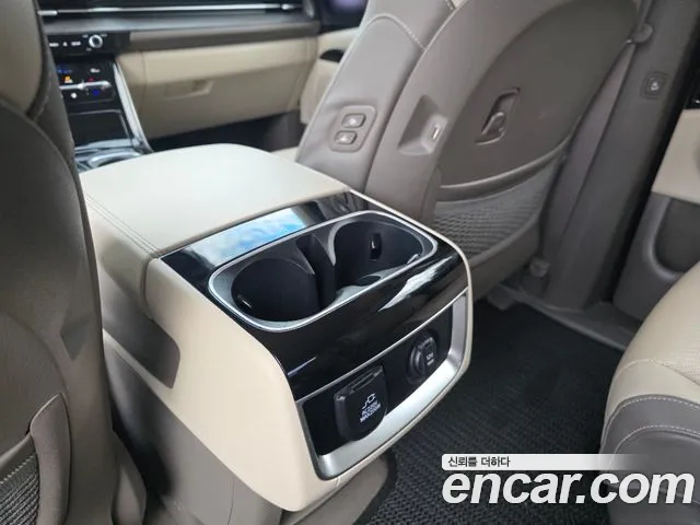 Kia Carnival 2022 thumb 8