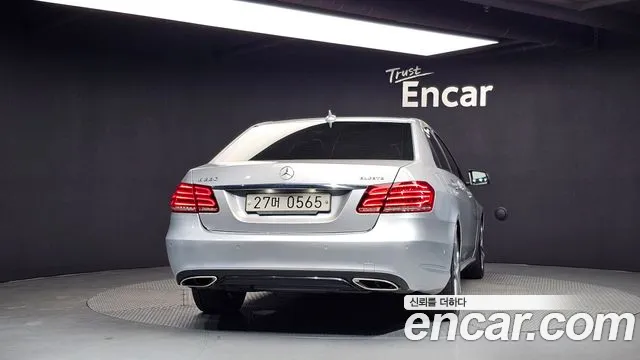 Mercedes-Benz E-Класс 2016 thumb 4