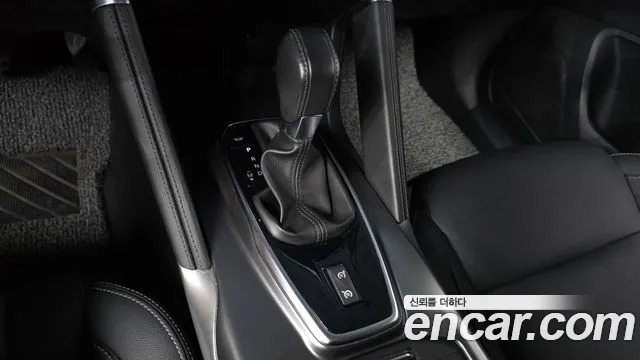 Renault-KoreaSamsung Koleos 2018 thumb 9