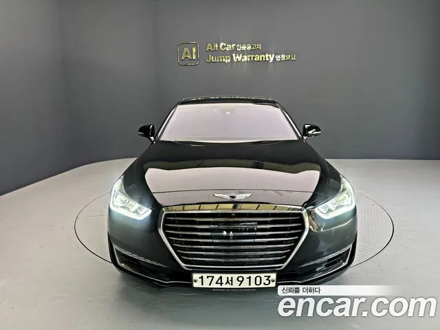 Genesis G90 2016 thumb 2