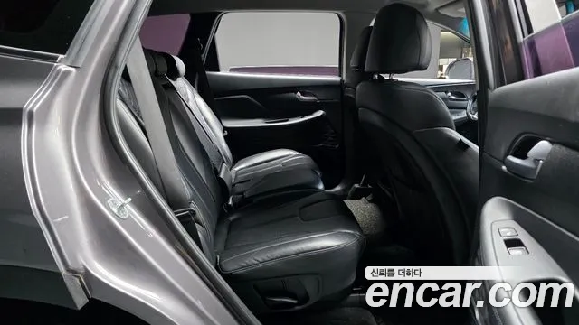 Hyundai Santa Fe 2018 thumb 11
