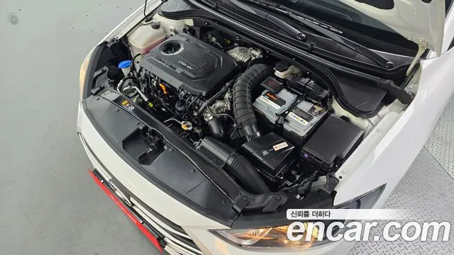 Hyundai Avante 2016 thumb 5
