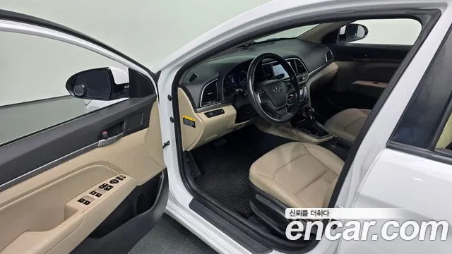 Hyundai Avante 2016 thumb 10