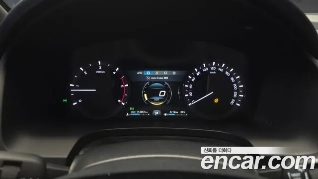 KG_Mobility_Ssangyong Rexton 2018 thumb 8