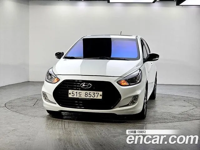 Hyundai Accent 2013 thumb 2