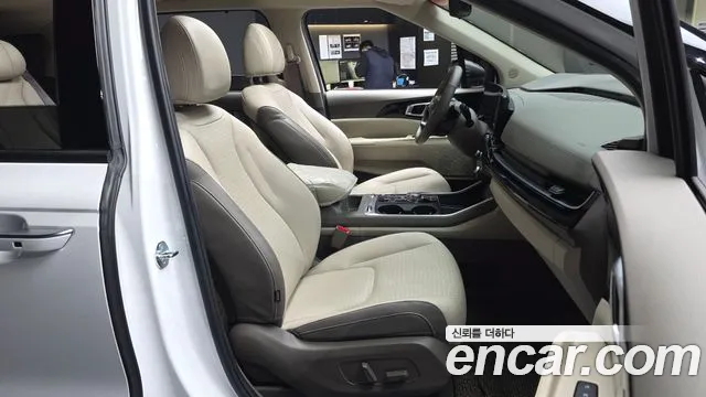 Kia Carnival 2025 thumb 10