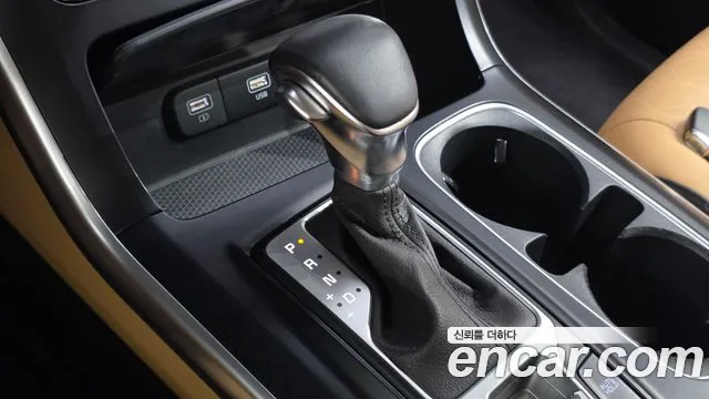 Kia Carnival 2022 thumb 9