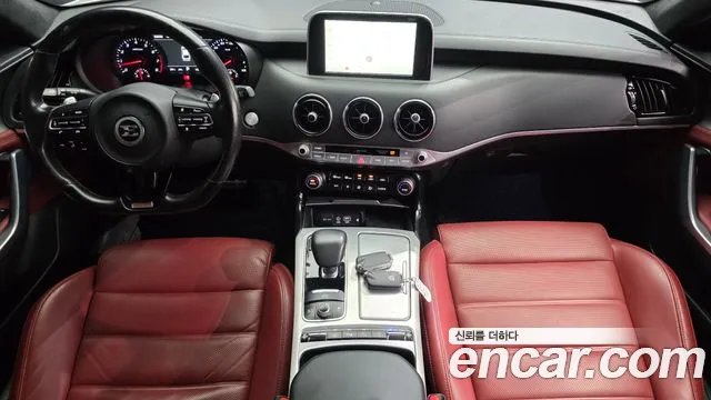 Kia Stinger 2017 thumb 7