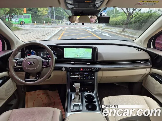 Kia Carnival 2020 thumb 5