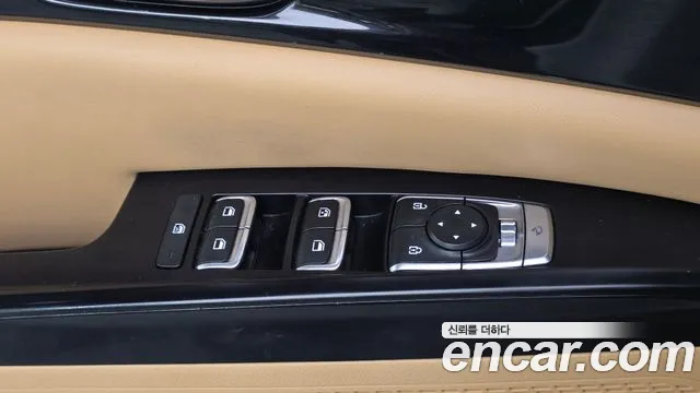 Kia Carnival 2022 thumb 11