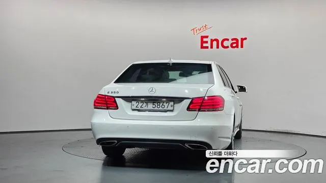 Mercedes-Benz E-Класс 2014 thumb 4