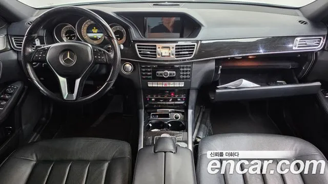 Mercedes-Benz E-Класс 2014 thumb 7