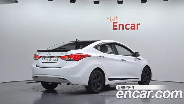 Hyundai Avante 2011 thumb 2