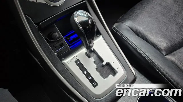 Hyundai Avante 2011 thumb 9