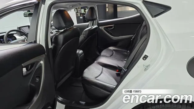 Hyundai Avante 2011 thumb 11