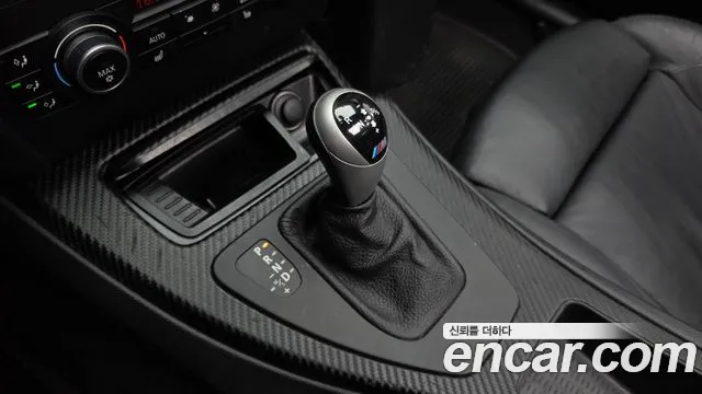 BMW 3-Series 2010 thumb 9