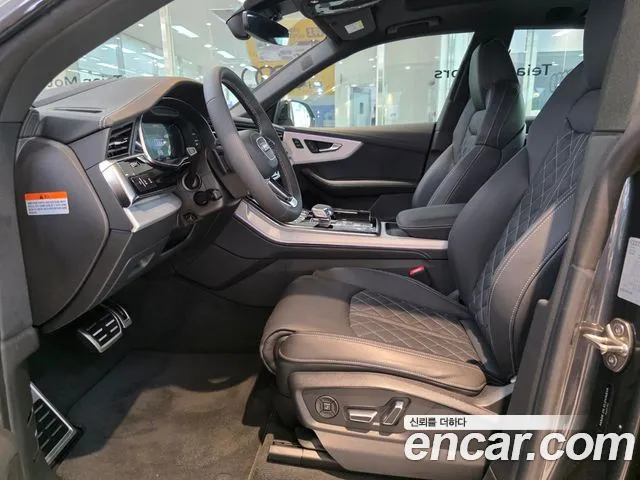 Audi Q8 2023 thumb 10