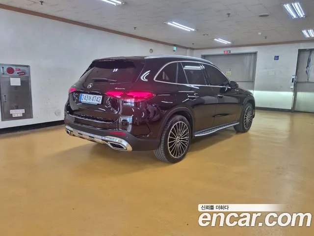 Mercedes-Benz GLC 2023 thumb 2