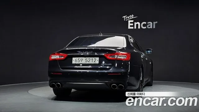 Maserati Quattroporte 2017 thumb 4