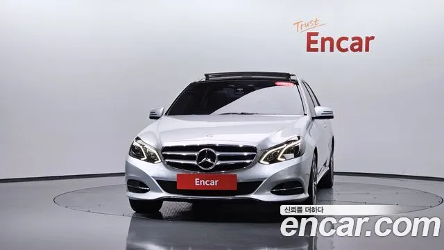 Mercedes-Benz E-Класс 2014 thumb 2