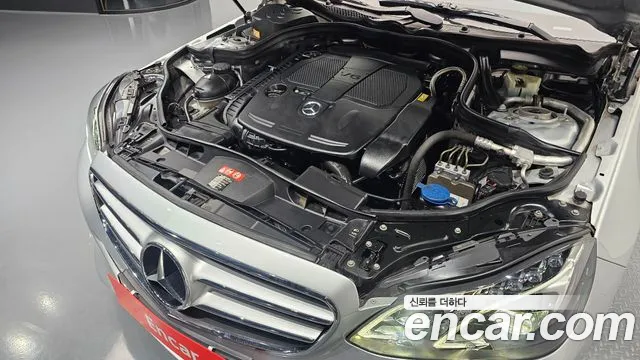 Mercedes-Benz E-Класс 2014 thumb 5
