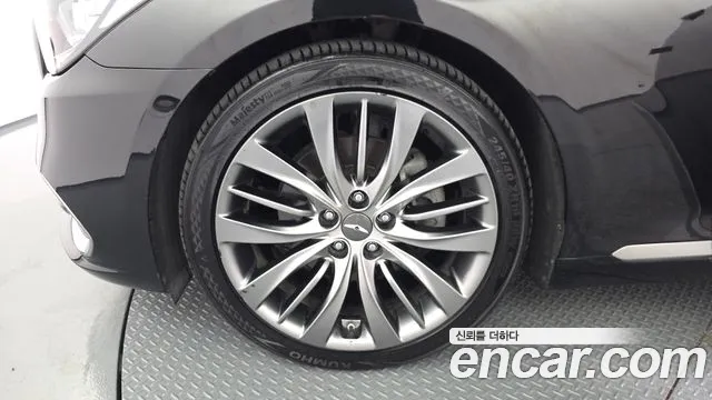 Genesis G80 2016 thumb 4
