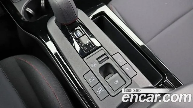 Toyota Prius 2024 thumb 9