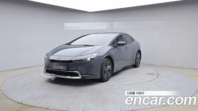 Toyota Prius 2024 thumb 12