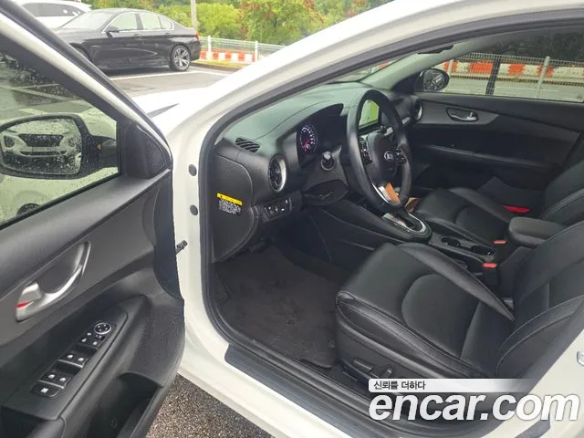Kia K3 2021 thumb 10