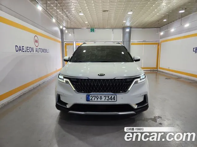 Kia Carnival 2021 thumb 12