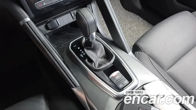 Renault-KoreaSamsung Koleos 2021 thumb 9