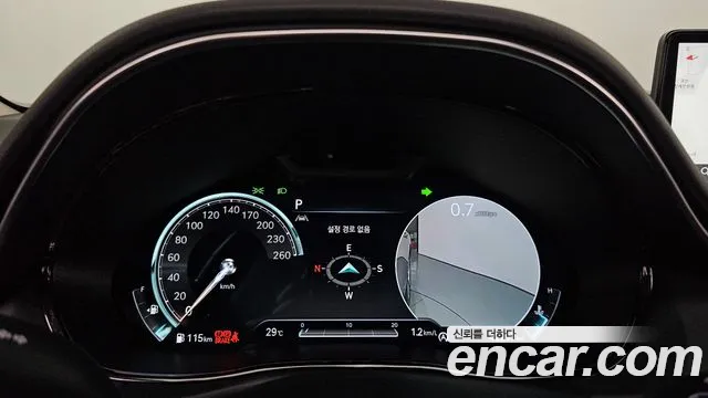 Genesis GV70 2022 thumb 8