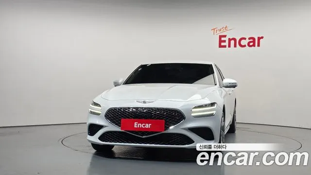Genesis G70 2021 thumb 3