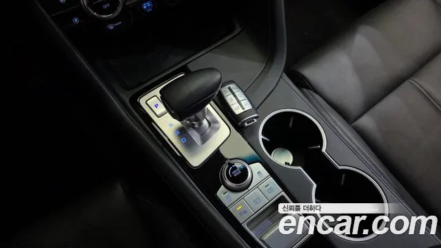 Genesis G70 2021 thumb 9