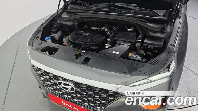 Hyundai Santa Fe 2019 thumb 5