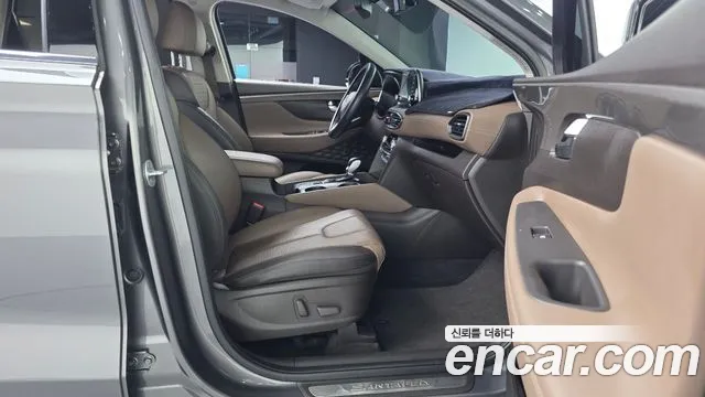 Hyundai Santa Fe 2019 thumb 10