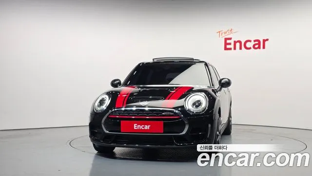 MINI Clubman 2019 thumb 3