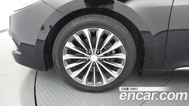Hyundai Grandeur 2014 thumb 5