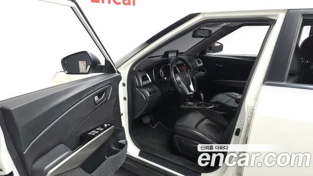 KG_Mobility_Ssangyong TIBOLI 2017 thumb 10