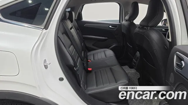 Renault-KoreaSamsung Arkana 2020 thumb 11